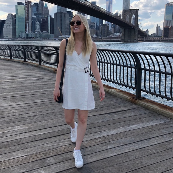 Urban Outfitters Cream Sun Dress with Belt - Picture 3 of 3